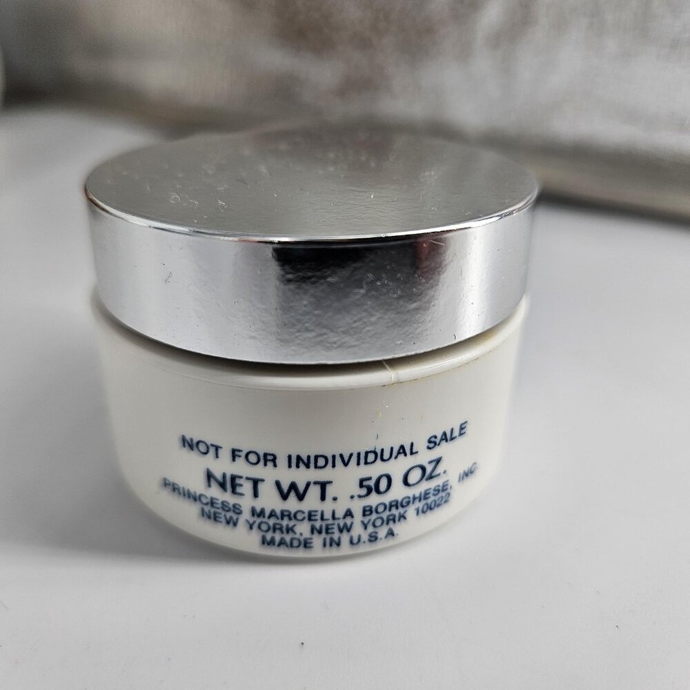 Borghese Super Rich Night Cream .50 Oz Sample Face Neck Moisturizer Women - Picture 3 of 4